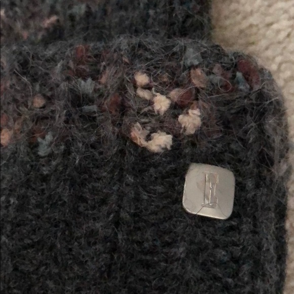 Elle hat and scarf set - Picture 5 of 5